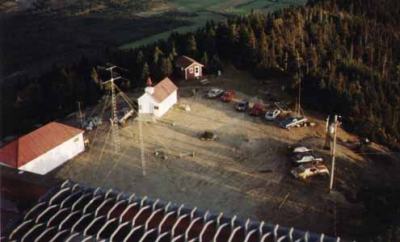 VE2UMS au Mont-M�gantic en 1991, vue d'ensemble